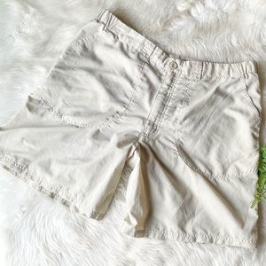 Patagonia Men's L Nylon Hiking Lightweight Shorts Light Tan Khaki Zipper Pocket
